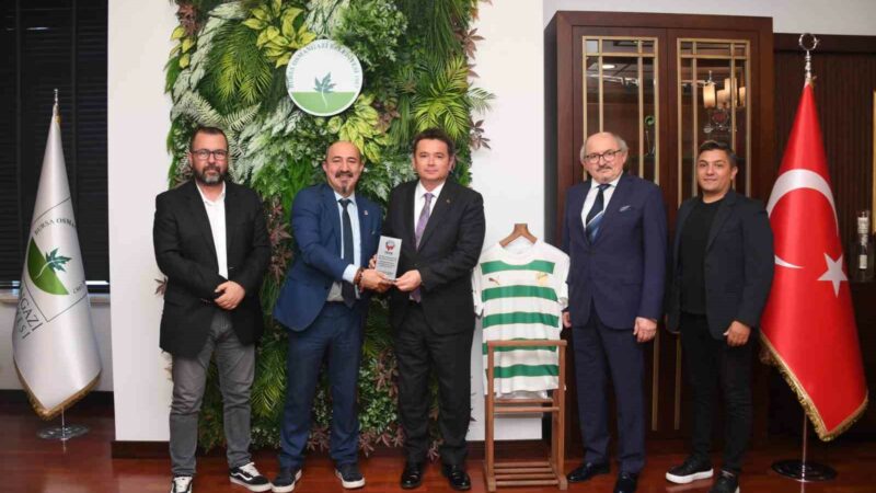 Bursa’ya E-spor müjdesi! TSYD Bursa Şubesi yönetimi Osmangazi Belediye Başkanı Erkan Aydın’ı makamında