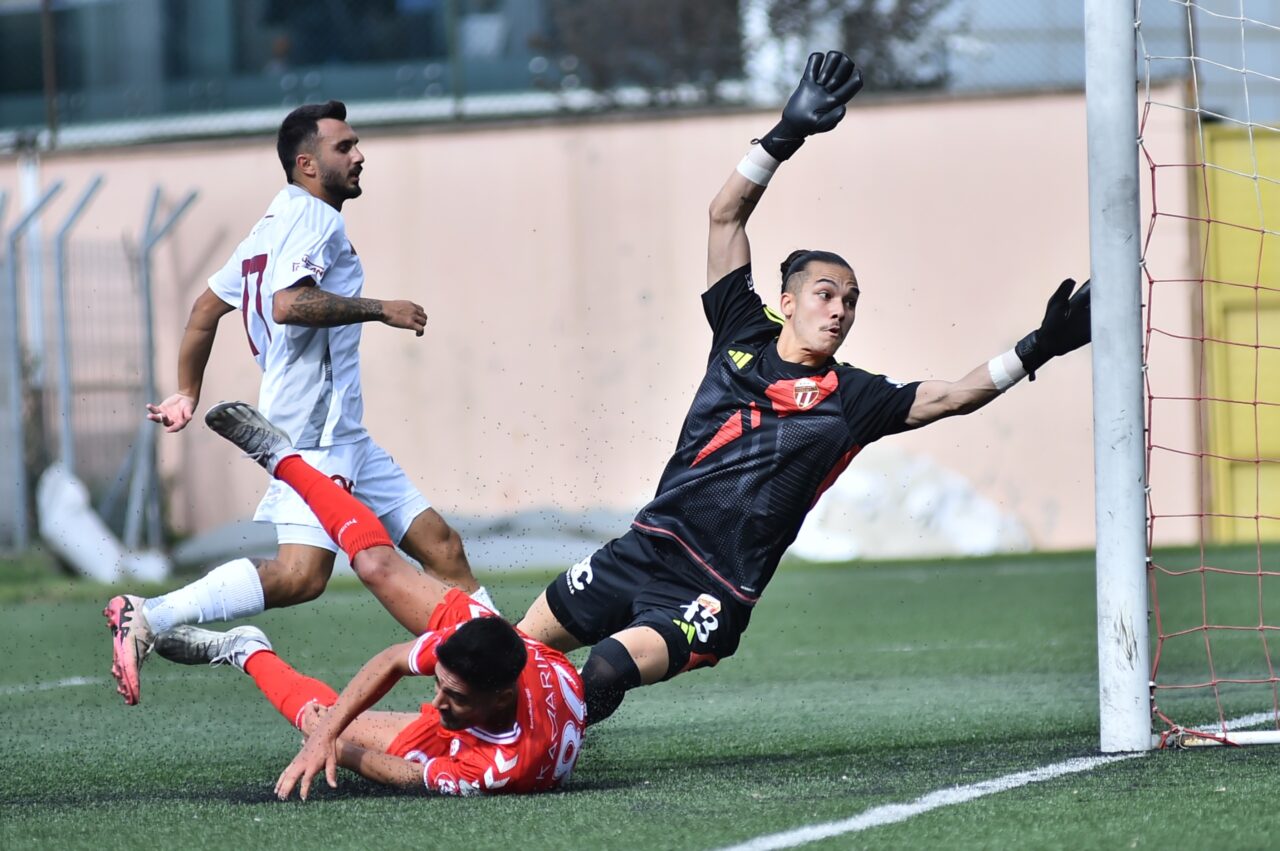 2.Lig’deki Bursa ekibi 90+4’te turladı!