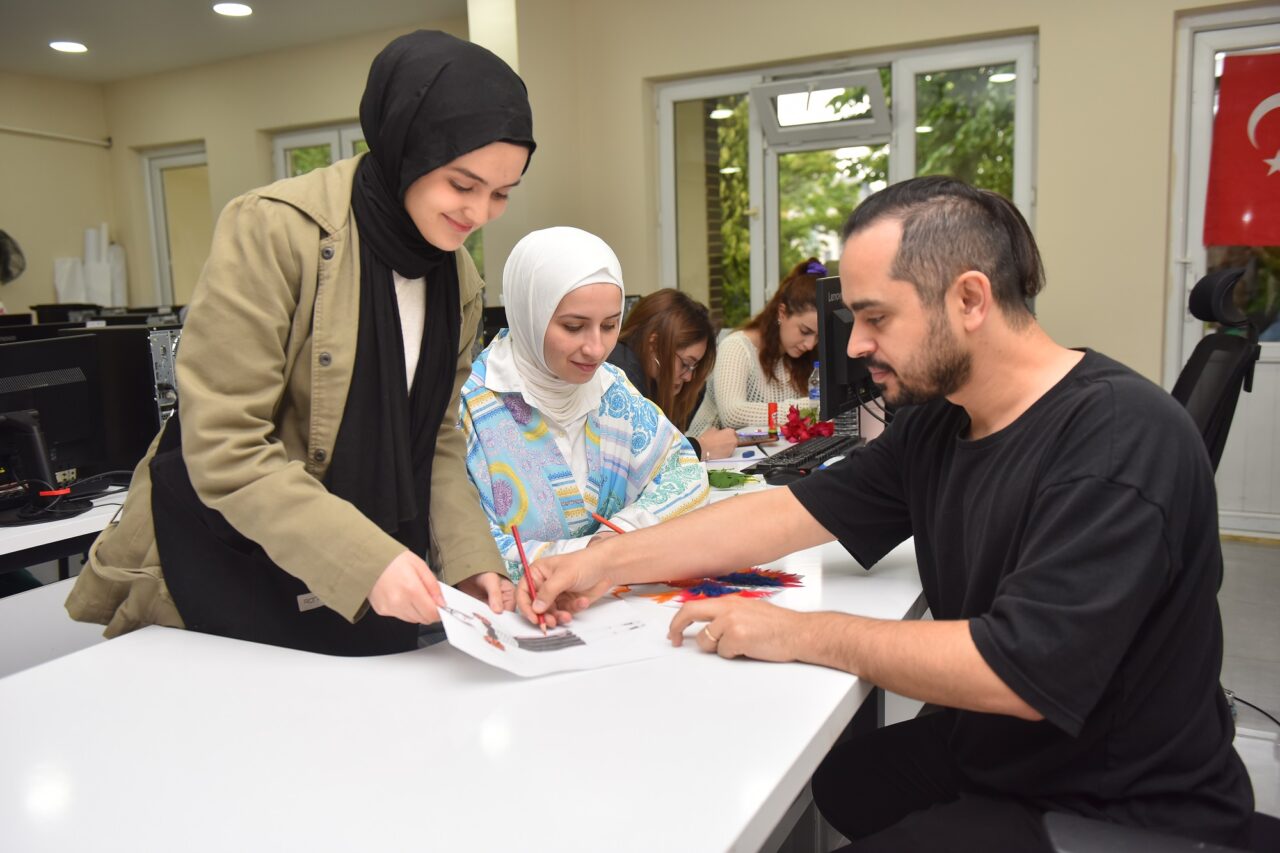 Bursa’da binlerce kişiye istihdam kapısı