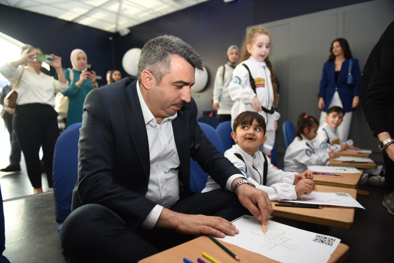 Molla Yegan’da uzay yolculuğu heyecanı