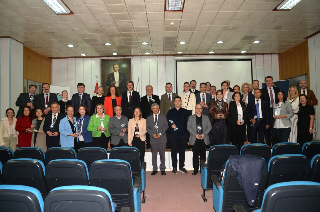 Bursa Uludağ Üniversitesi’nden kalite ödülleri