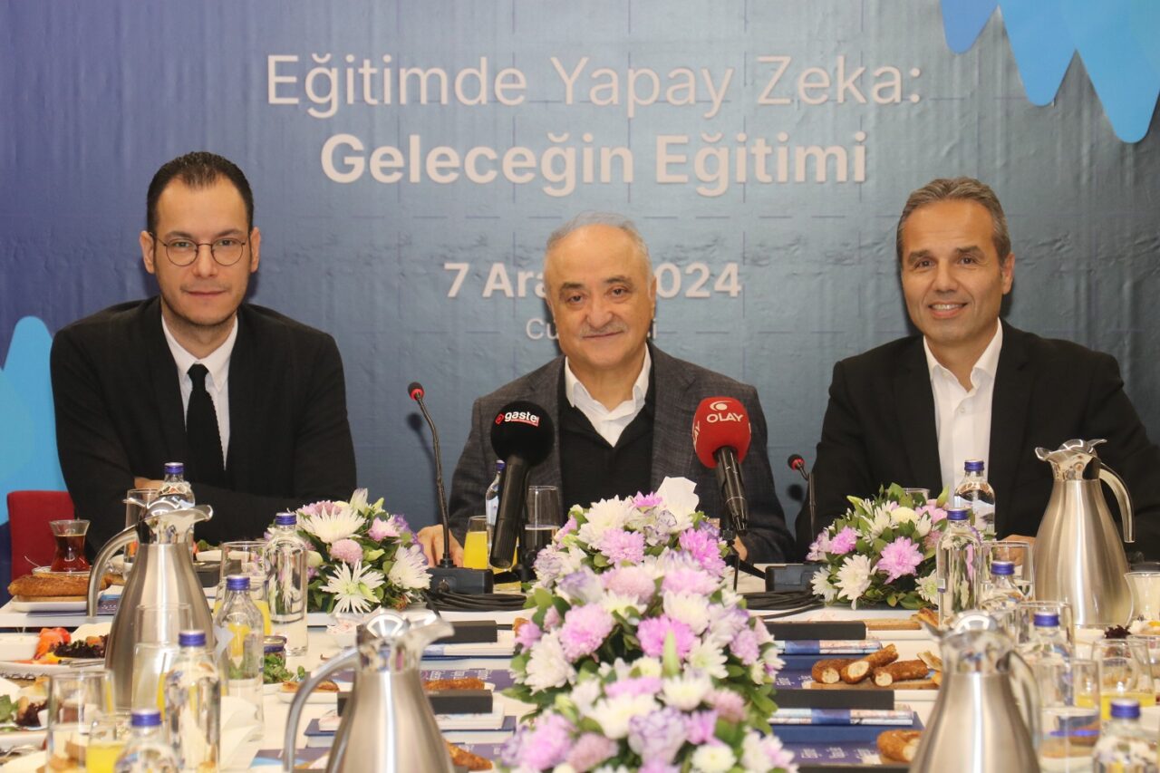 Özel Bursa Kültür Okulları’nda yapay zeka zirvesi