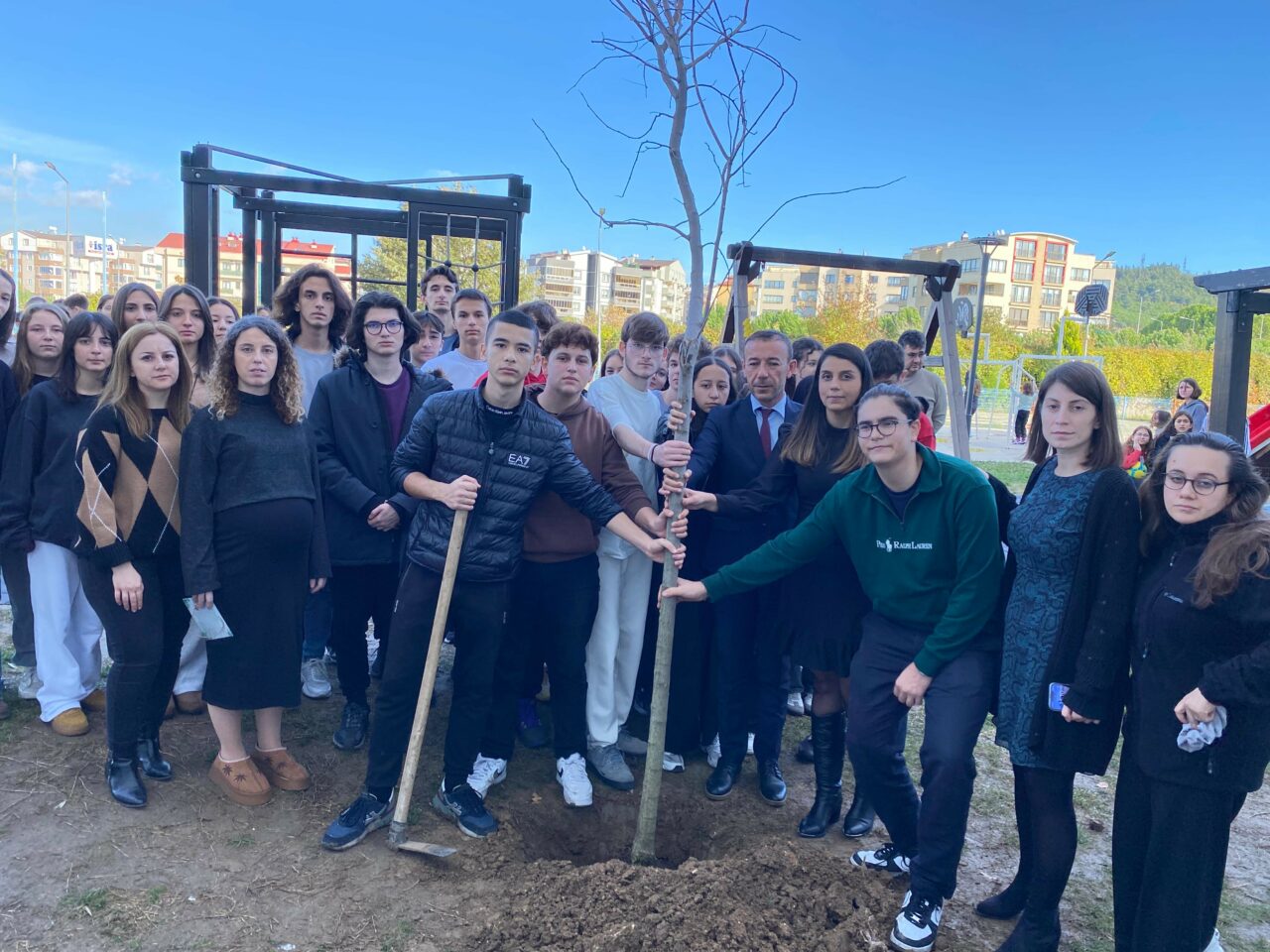 Bursa Yönder Okulları’ndan Yeliz öğretmene vefa