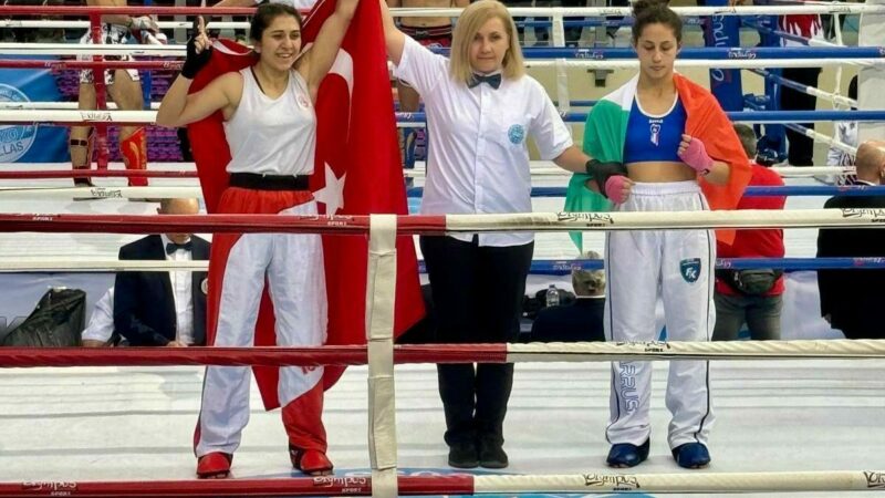 Yunanistan’da düzenlenen Avrupa Kick Boks Şampiyonası’nda Türkiye’yi temsil eden milli