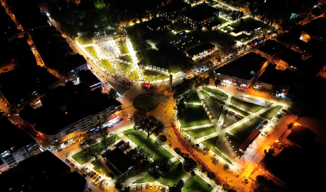 Bursa’ya yeni Heykel Meydanı!