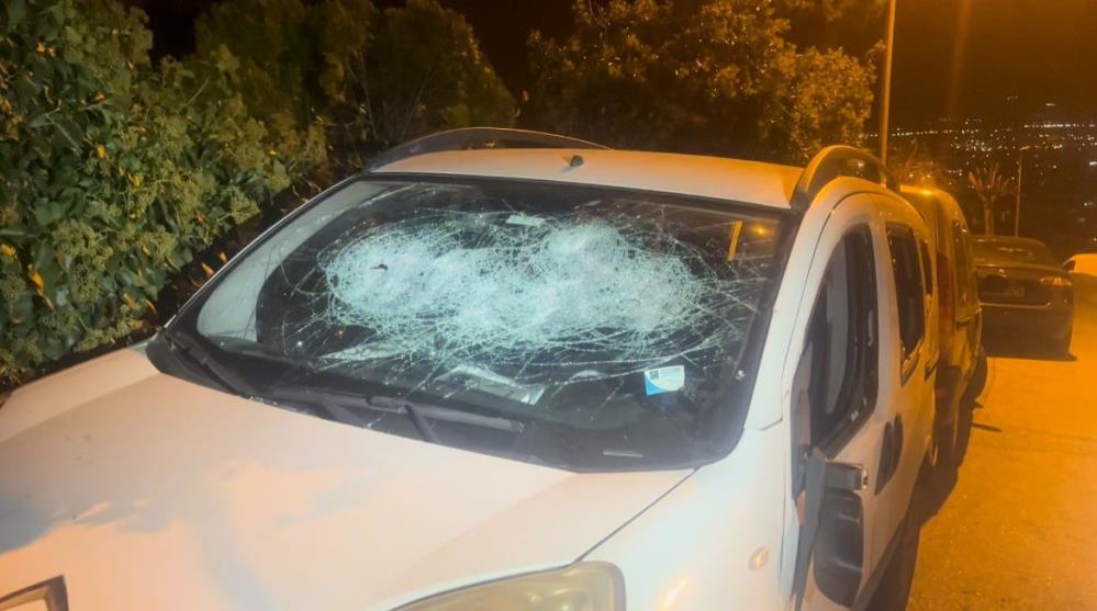 Bursa’da sinirlendiği komşusunun aracına bakın ne yaptı? Bursa’da sinirlendiği komşusunun aracına bakın ne yaptı?