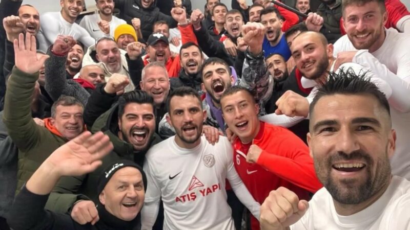 BAL’daki Bursa ekibi koşar adım 3.Lig’e Fethiye İdman Yurdu, Ezinespor’u 2-0 yenerek liderlik koltuğunu korurken, İznikspor