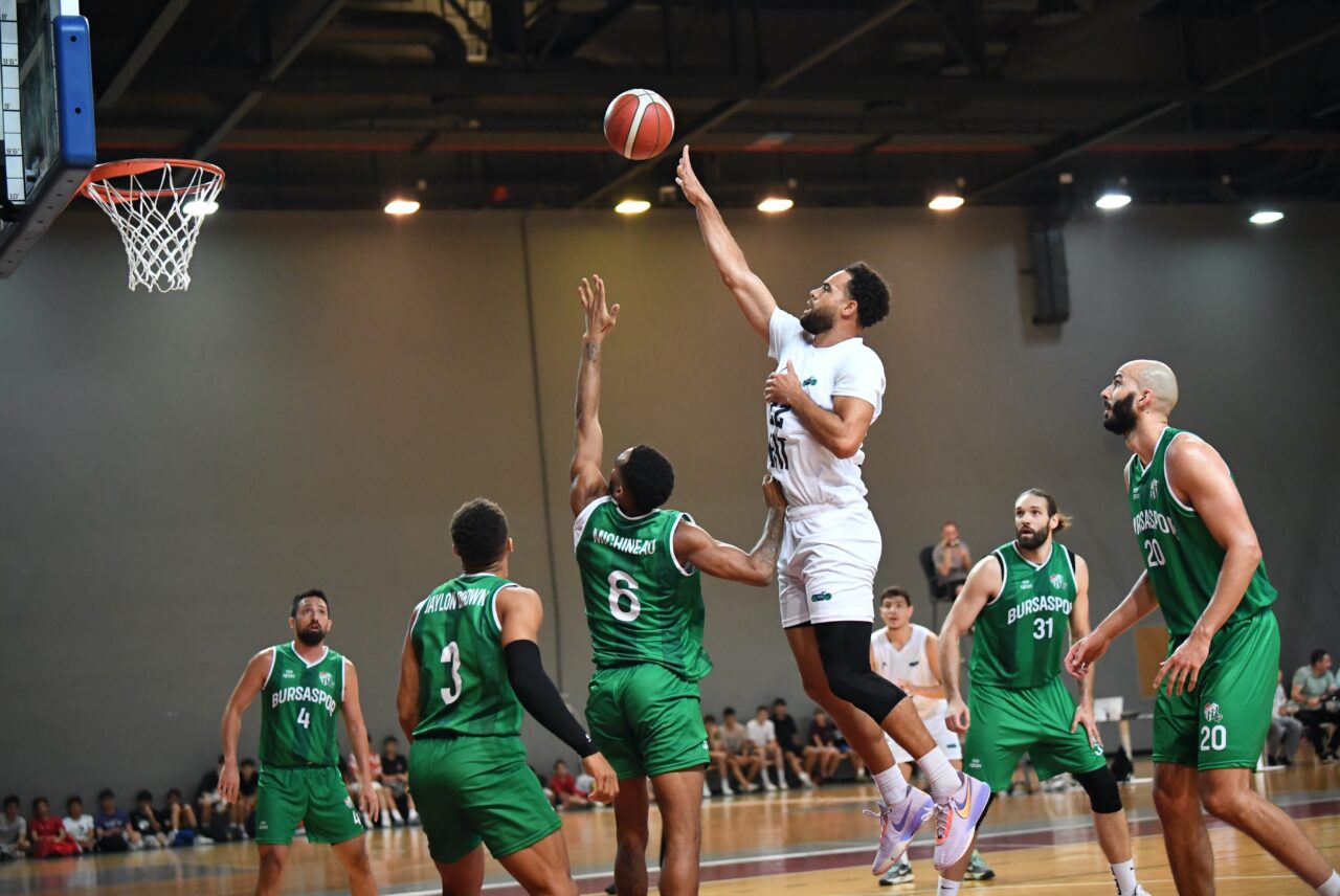 Bursa’da derbi günü! Nilüfer TOFAŞ Spor Salonu’ndaki bu maçı kaçırmayın… Bursa’da derbi günü! Nilüfer TOFAŞ Spor Salonu’ndaki bu maçı kaçırmayın…