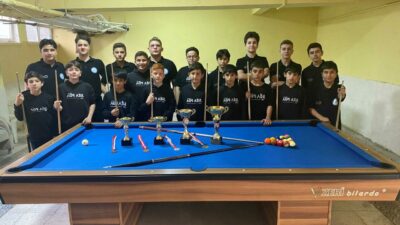Bursa’daki bu okul bilardoda tarih yazıyor
