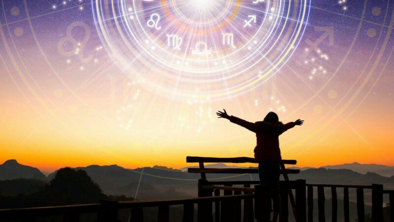 Astrolojik açıdan, Plüton-Güneş hizalanmasının etkisiyle, bazı burçların değişim ve dönüşüm