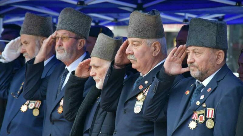 Bursa İznik’in düşman işgalinden kurtuluşunun 104. yılı kutlandı 28 Kasım İznik’in düşman işgalinden kurtuluşunun 104.yıl dönümü düzenlenen program