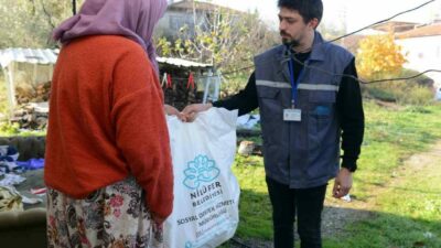 Bursa Nilüfer’de ihtiyaç sahiplerine sıcak yemek desteği