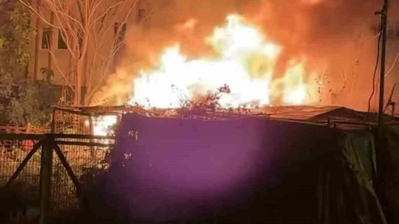 Bursa’da korkutan yangın Bursa’da bir depoda çıkan yangın kısa sürede büyüdü. Alevlerin sardığı