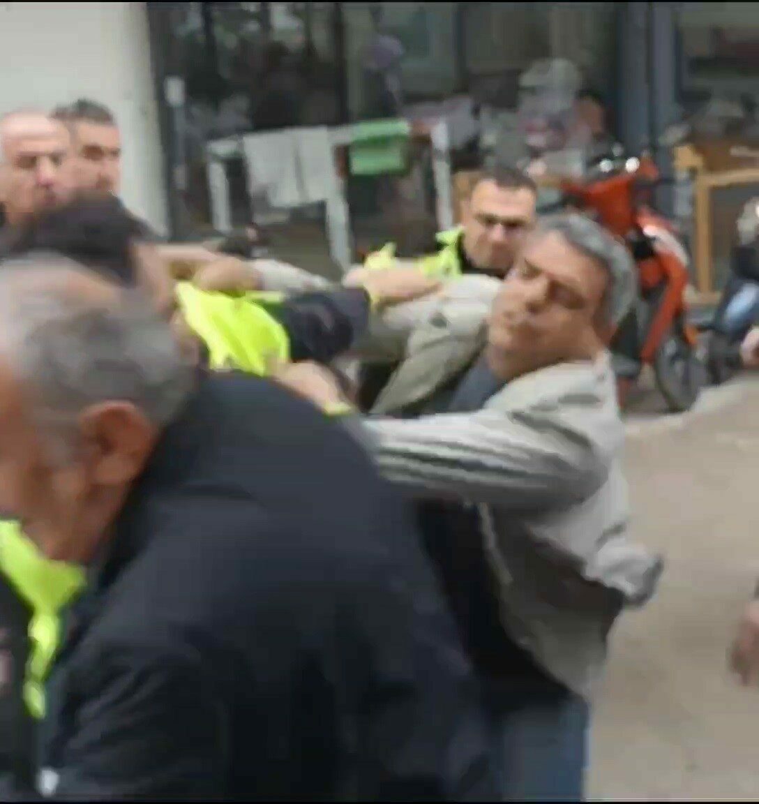 Bursa’da polisle yumruk yumruğa kavga! Bursa’da polisle yumruk yumruğa kavga!