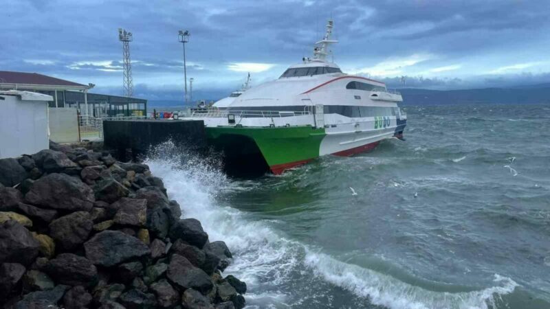 Bursa Büyükşehir Belediyesince Bursa ile İstanbul arasında karşılıklı işletilen deniz