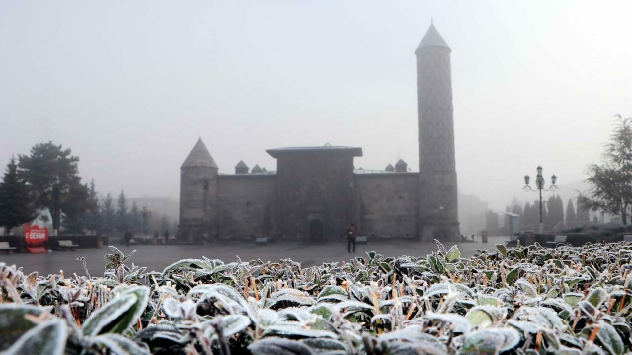 Doğuda soğuk hava etkili oldu Doğuda soğuk hava etkili oldu