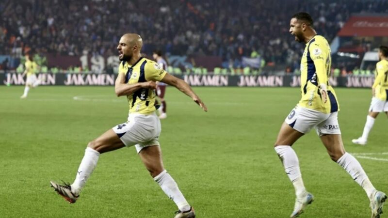 Fenerbahçe, Trendyol Süper Lig'in 11. haftasında Trabzonspor'u 3-2 mağlup ederek