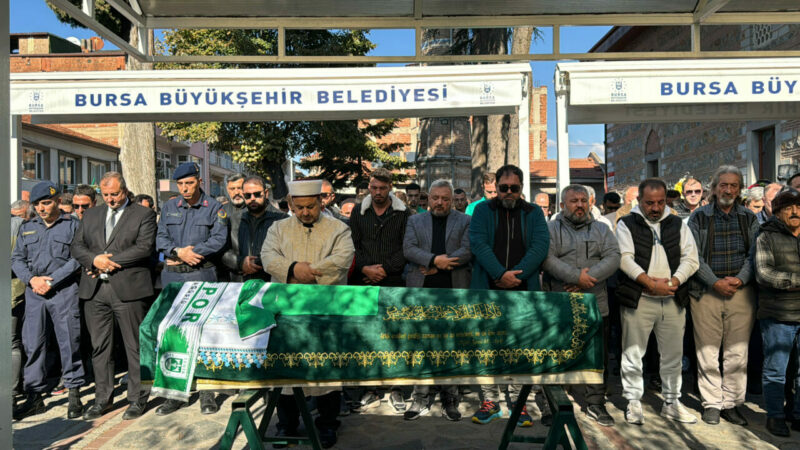 Bursa'nın İznik ilçesinde geçirdiği rahatsızlık nedeniyle 37 yaşında vefat eden