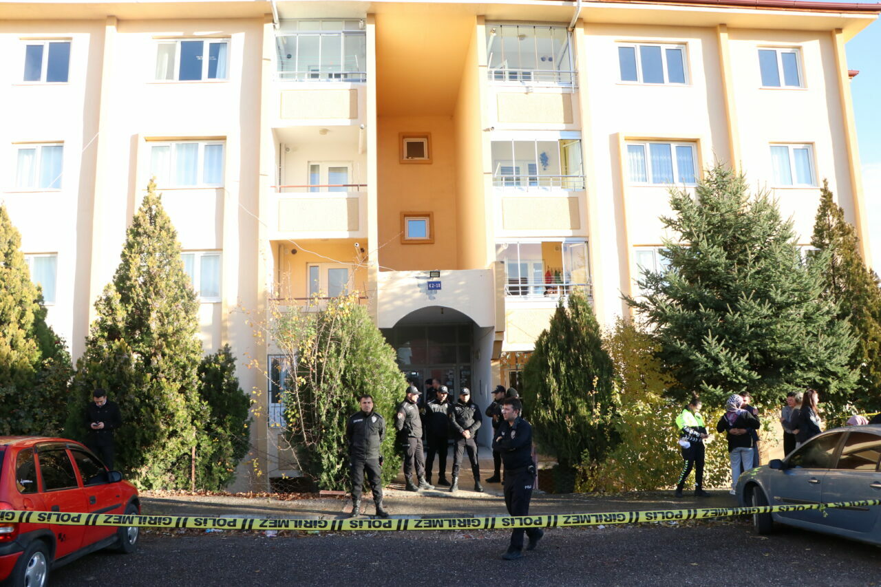 Korkunç olay! Cansız bedenleri bulundu Korkunç olay! Cansız bedenleri bulundu