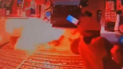 Markette korku dolu anlar: Bir anda parladı