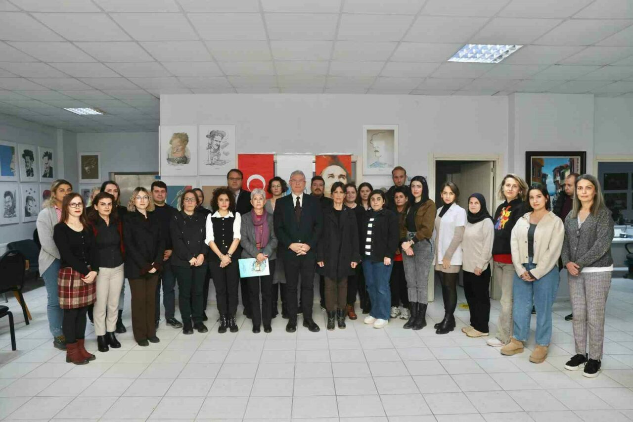 Mudanya’da ‘Kadın Eşitlik Merkezi’ açıldı Mudanya’da ‘Kadın Eşitlik Merkezi’ açıldı