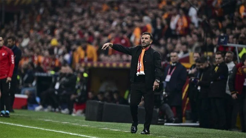 Galatasaray’da Okan Buruk rekora hazırlanıyor Galatasaray Teknik Direktörü Okan Buruk, yarın Tottenham karşısında kazanması durumunda
