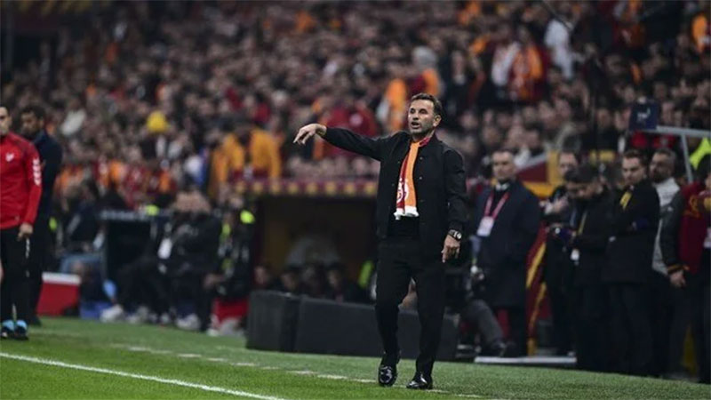 Galatasaray’da Okan Buruk rekora hazırlanıyor