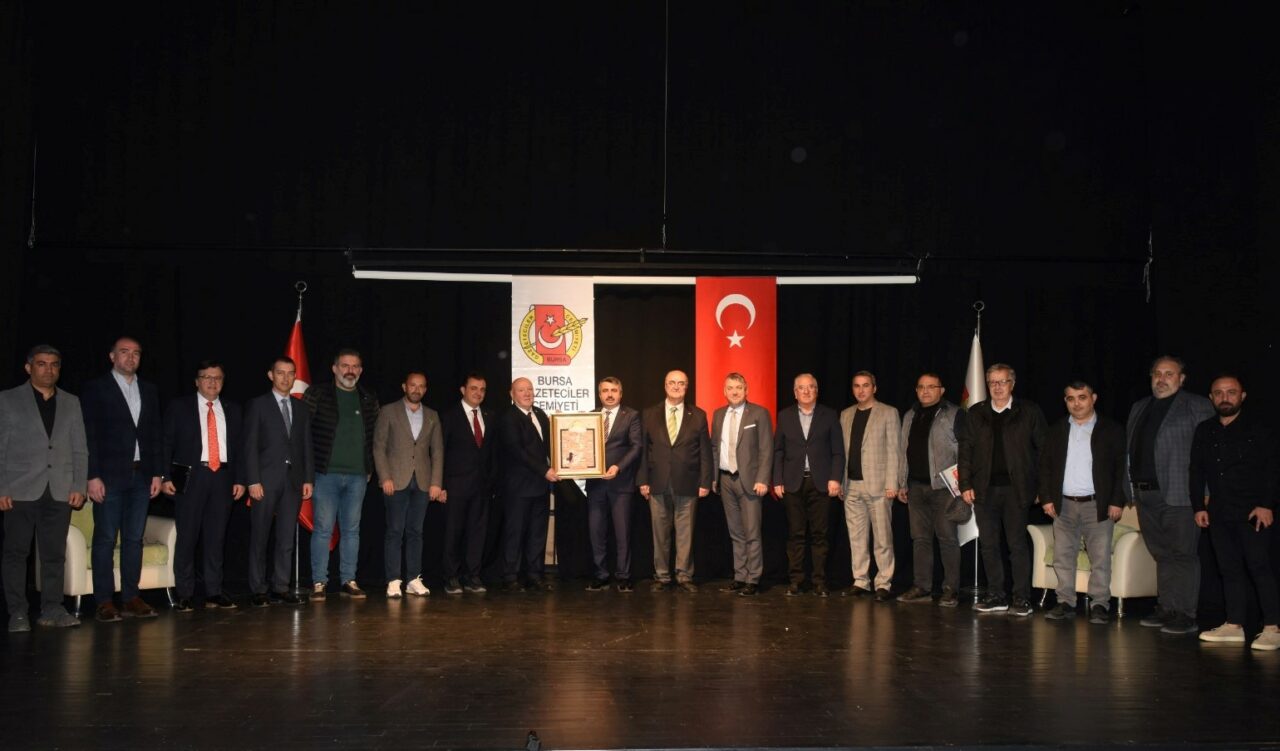 Yıldırım Belediye Başkanı Yılmaz BGC’de konuştu; ‘Beton değil, sosyal yaşam alanları üretiyoruz’