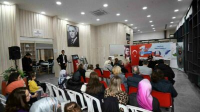 Osmangazi Belediyesi tarafından düzenlenen ‘1 Kitap 1 Yazar’ buluşmalarının son