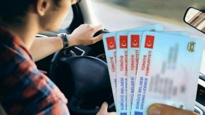 Eski ehliyeti olanlar dikkat! Süre daralıyor… 15 TL’lik ücret 7 bin TL’yi aşacak