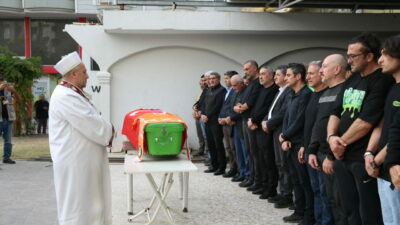 Silahlı saldırıda ölen teknik direktör memleketinde defnedildi