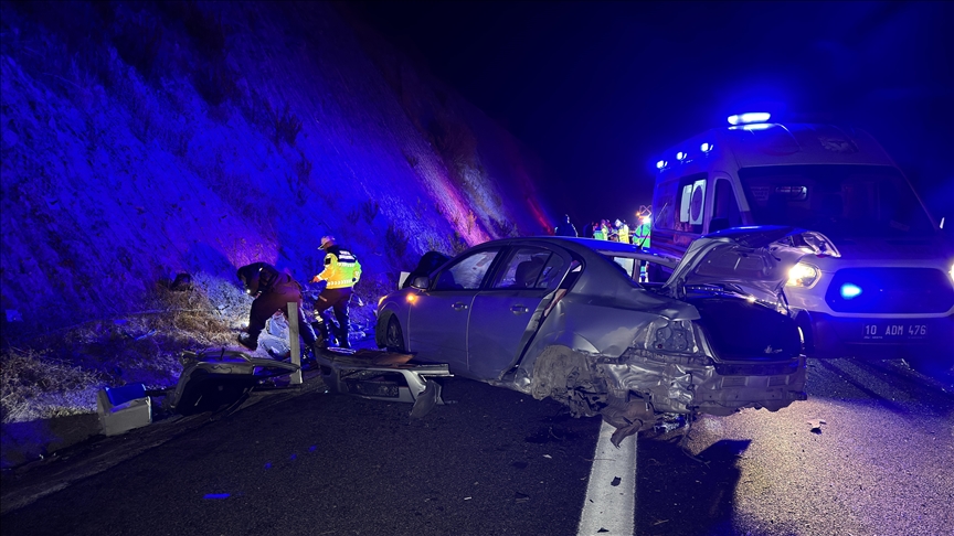 Otobanda tomruk faciası: 1 ölü, 9 yaralı