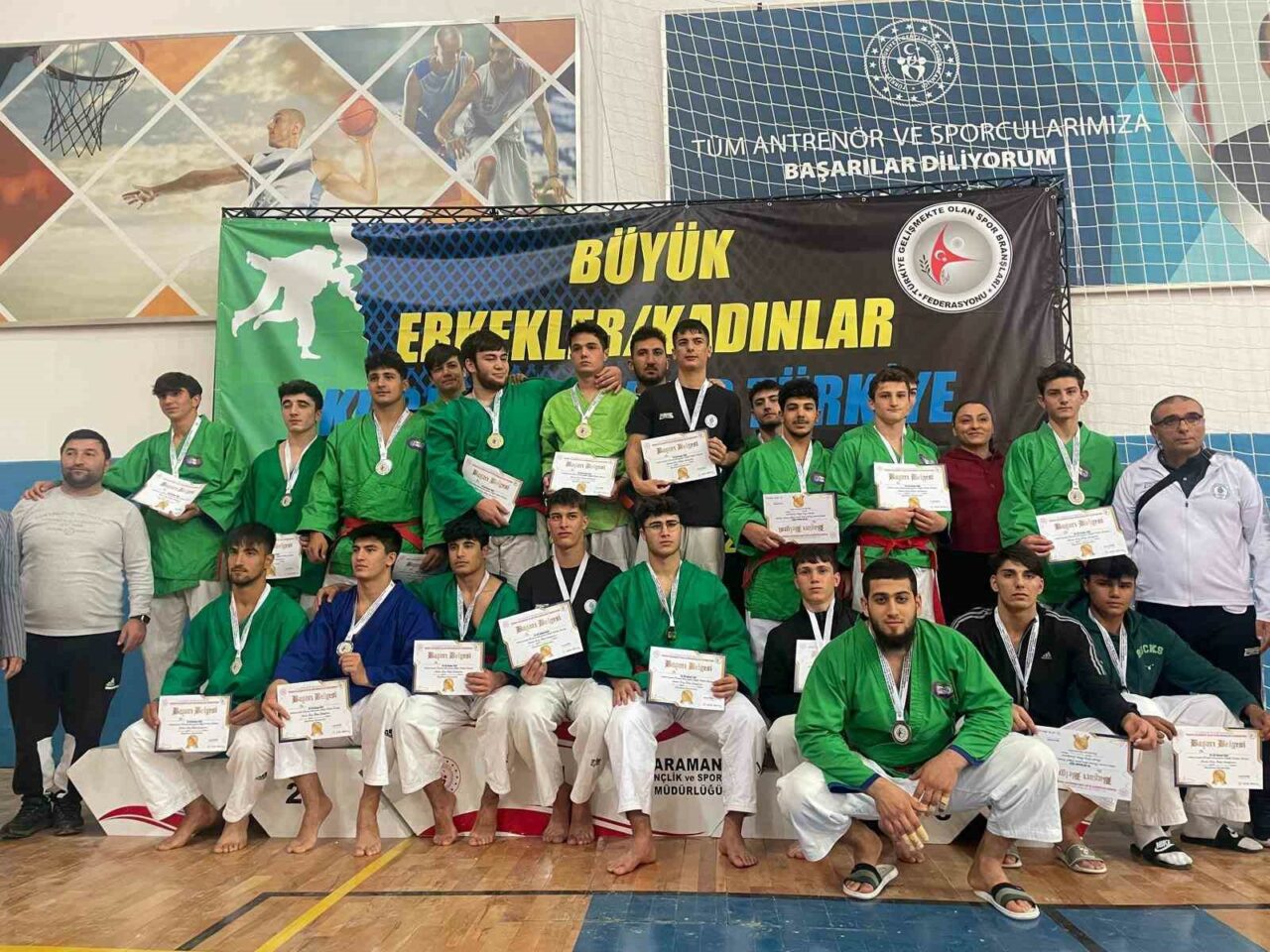 Türkiye Kuraş Şampiyonası’nda Bursa takımına büyük gurur Türkiye Kuraş Şampiyonası’nda Bursa takımına büyük gurur