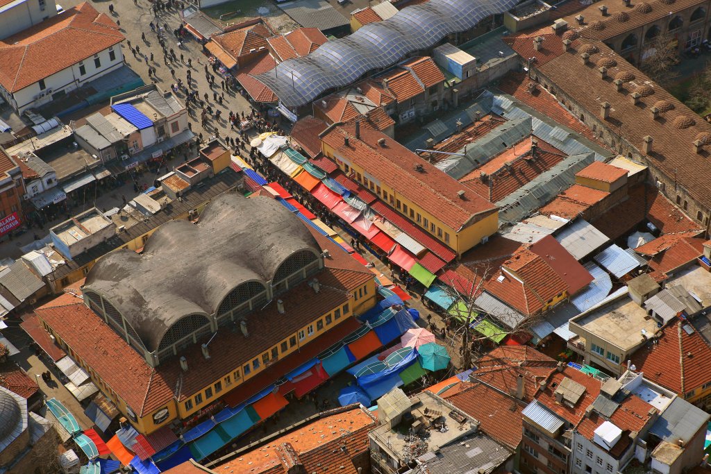 Bursa’nın tarihi çarşısına yeni isim önerisi Bursa’nın tarihi çarşısına yeni isim önerisi