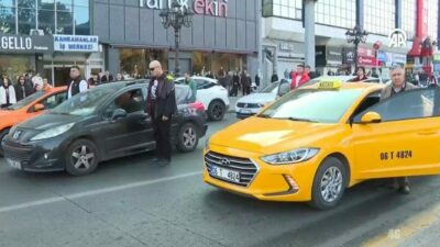 Saat 09.05’te Türkiye’de hayat durdu