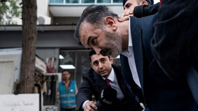 İstanbul'da, bebek acil hastalarını önceden anlaştıkları özel hastanelerin yenidoğan ünitelerine