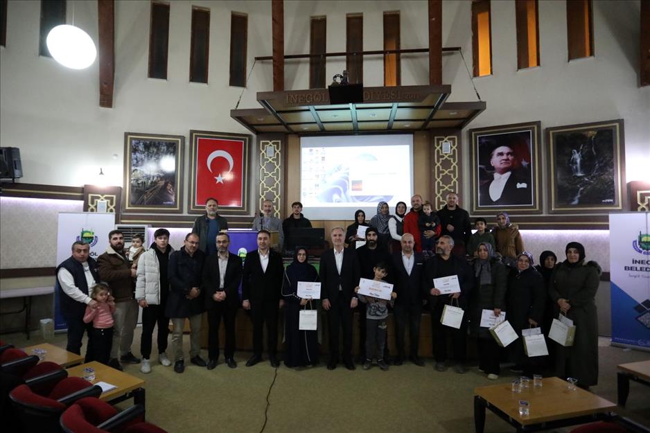 İnegöl’de Aile Okulu’nun ödülleri sahiplerini buldu İnegöl’de Aile Okulu’nun ödülleri sahiplerini buldu