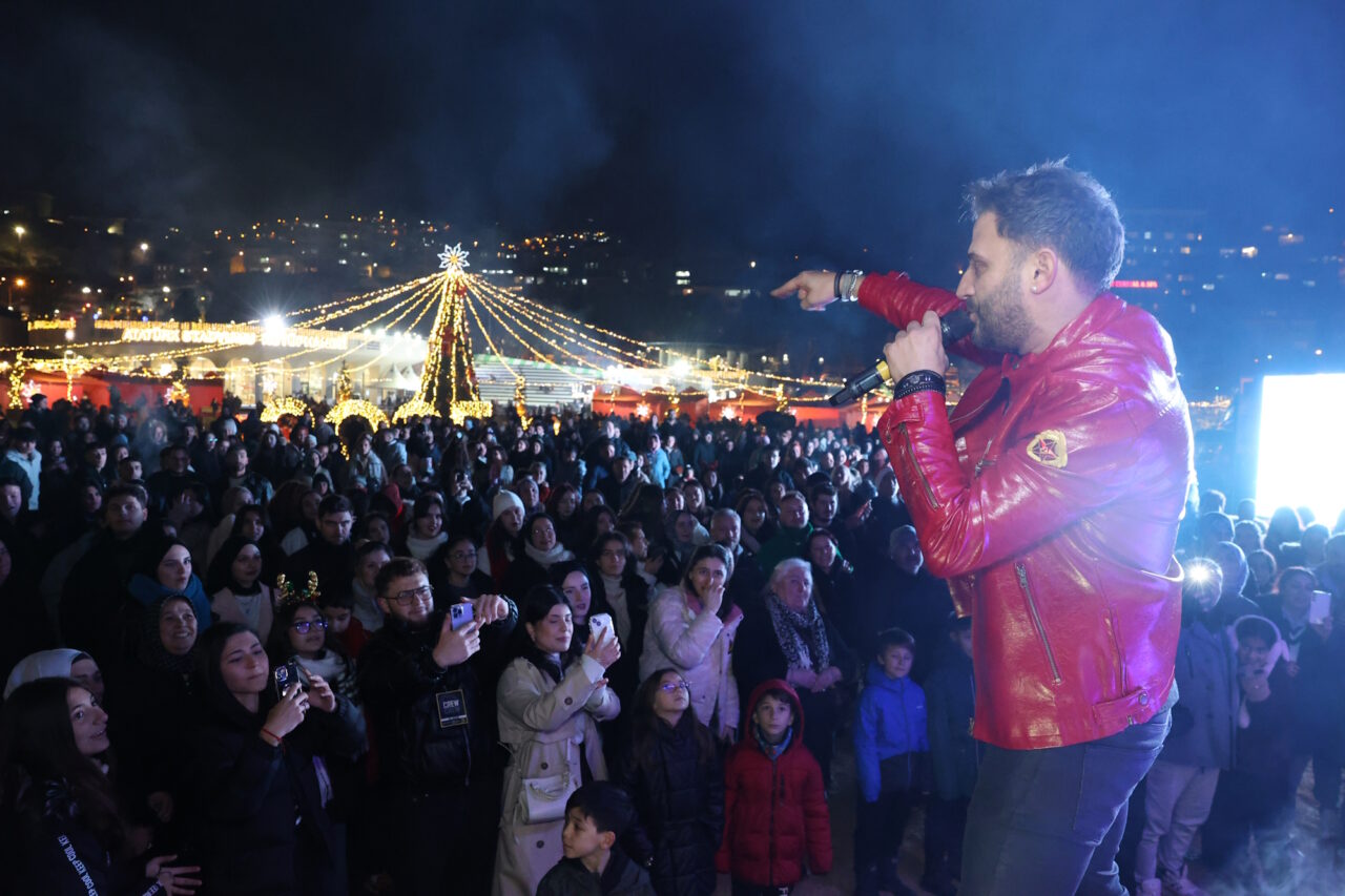 Bursa Yeni Yıl Meydanı’nda hangi konserler var? İşte sahne alacak isimler…