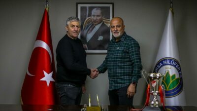 Bursaspor’un efsanesi, Bursa ekibine imzayı attı!