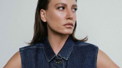 Serenay Sarıkaya pozlarıyla sosyal medyada çok konuşuldu!