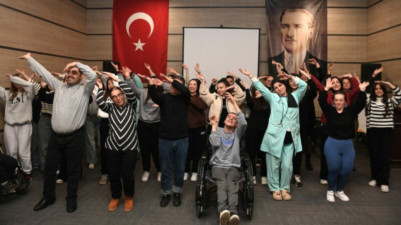 Osmangazi Belediyesi Bakım ve Rehabilitasyon Merkezi (BAREM)’de düzenlenen etkinlikte engelli