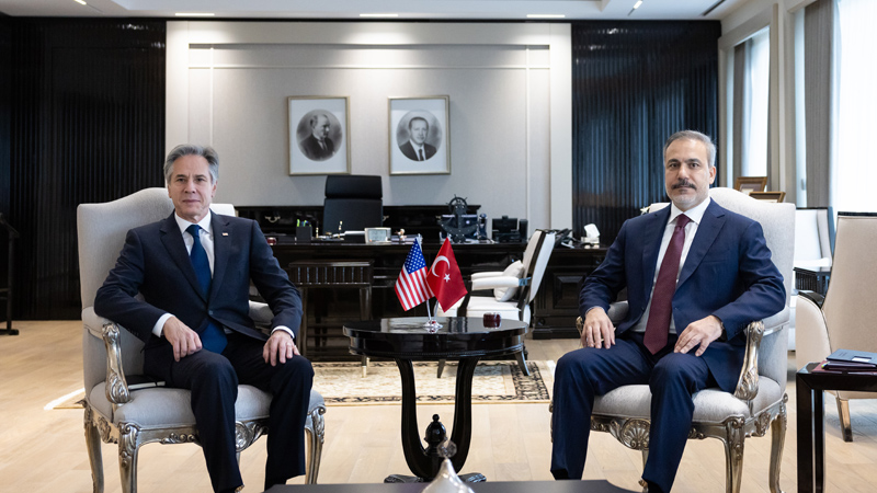 Kritik görüşme! Suriye’nin geleceğini konuştular Kritik görüşme! Suriye’nin geleceğini konuştular