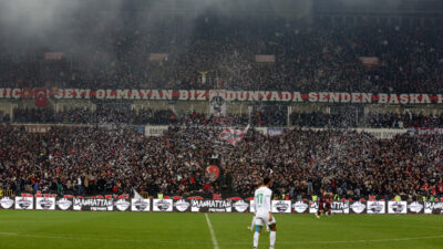 Amatör ligde taraftar rekoru