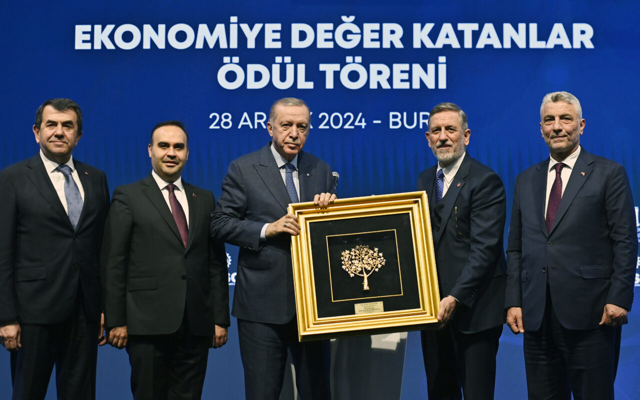 Cumhurbaşkanı Erdoğan müjdeyi Bursa’da verdi; O sektörlere destek ödemesi geliyor… Cumhurbaşkanı Erdoğan müjdeyi Bursa’da verdi; O sektörlere destek ödemesi geliyor…
