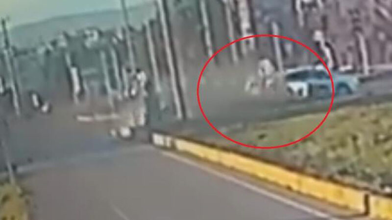 Bursa’nın Yenişehir ilçesinde kavşakta iki aracın karıştığı bir kişinin öldüğü