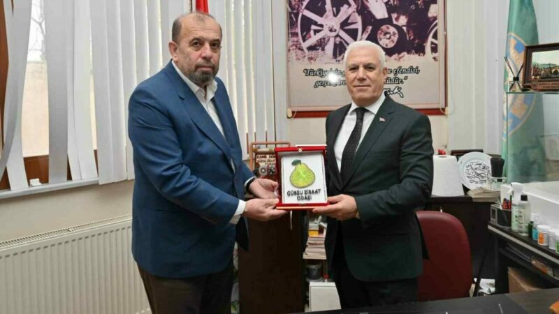 Bozbey’den Bursa’daki fabrikalara kritik çağrı Bursa Büyükşehir Belediye Başkanı Mustafa Bozbey, kıymetli tarım alanlarına sahip