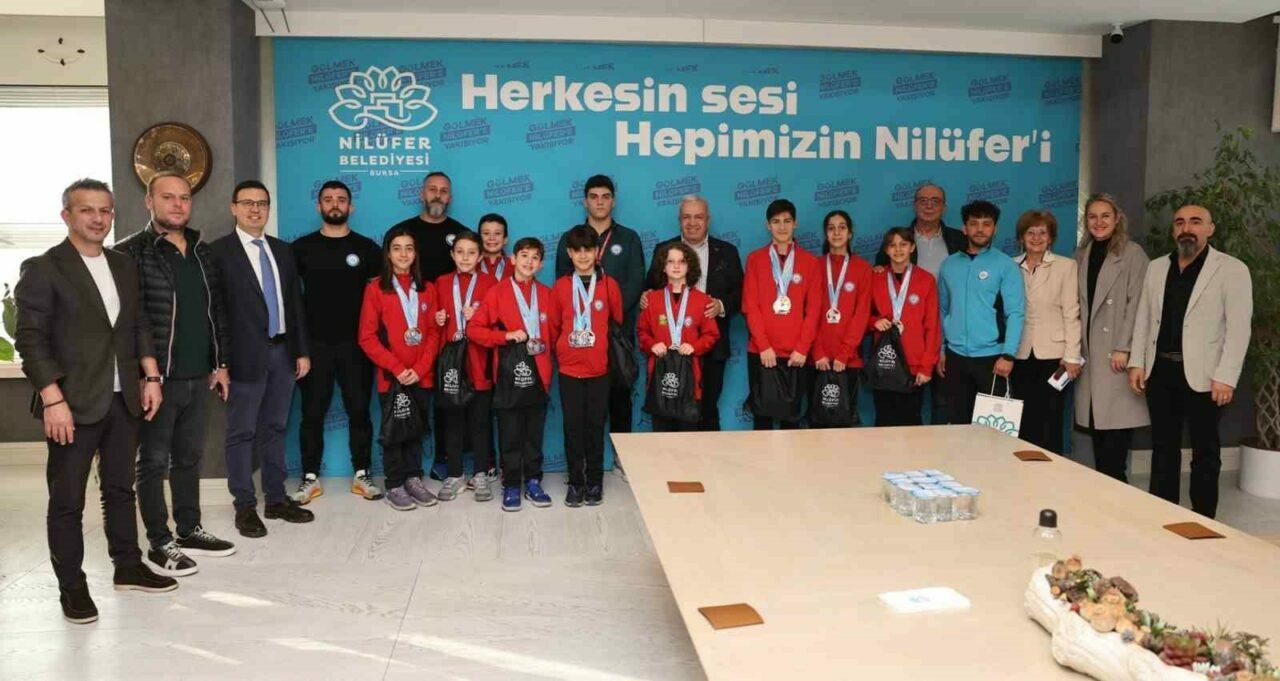 Başkan Şadi Özdemir, başarılı sporcuları ağırladı