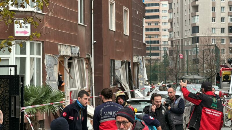 İstanbul Beylikdüzü'nde, bir binanın bodrum katındaki dairede meydana gelen doğalgaz