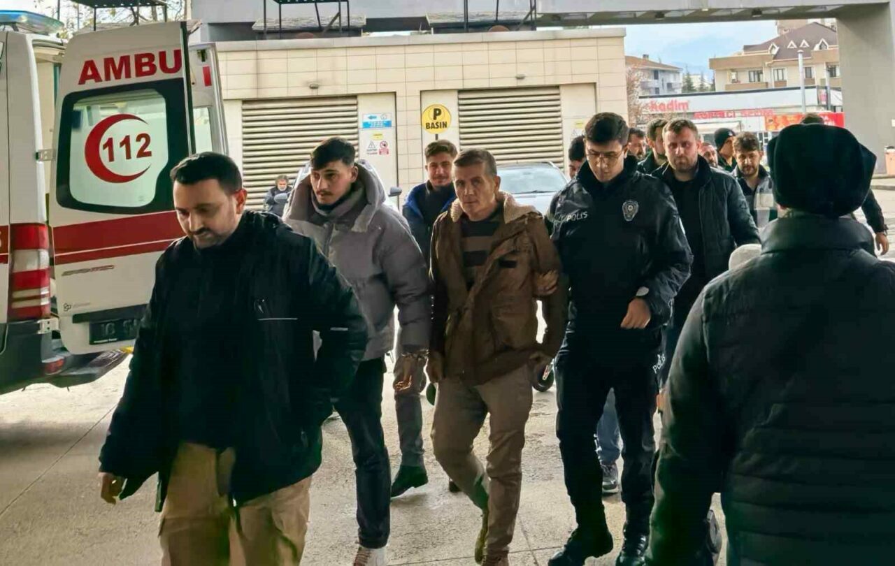 Bursa’da her yerde aranıyorlardı! Yakalandılar Bursa’da her yerde aranıyorlardı! Yakalandılar