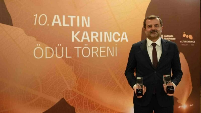 Bursa’da Gürsu Belediyesi’ne bir ödül daha Gürsu Belediyesi’nin Altın Karınca 2024 Ödülleri kapsamında ödül alan “Genç